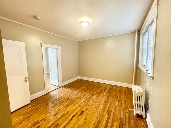 Photo - 2035 Commonwealth Ave Unit 2