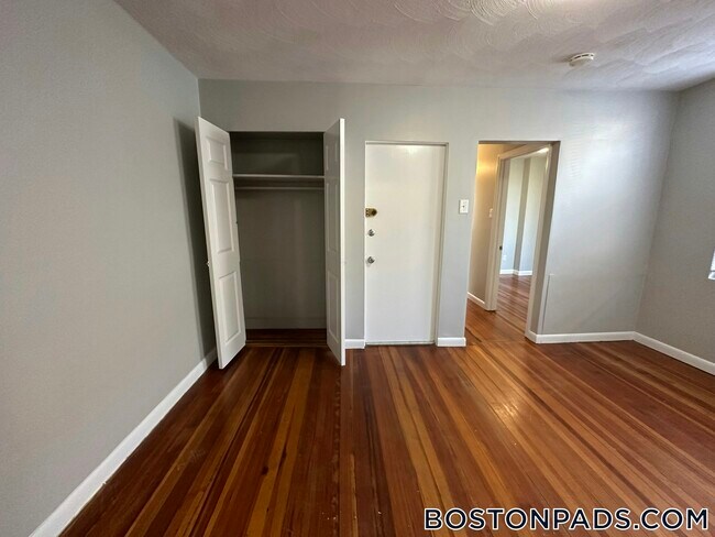 Photo - 153 Saratoga St Unit 3
