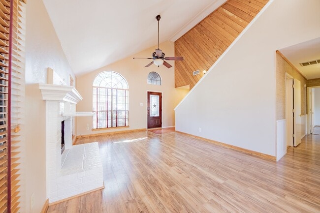 Photo - Charming 3-Bed Home by downtown Grapvine