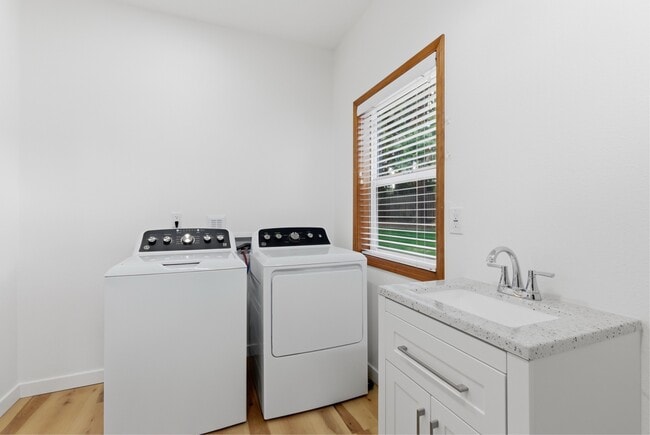 Photo - 13172 SW Chimney Ridge St