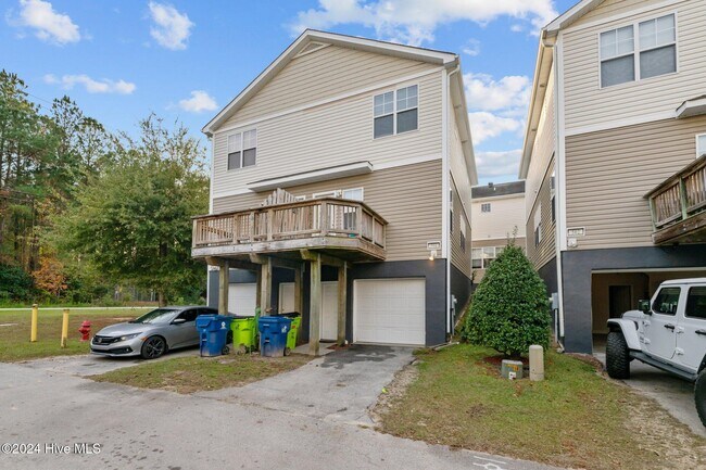 Photo - 504 Sea Knight Ln Townhome