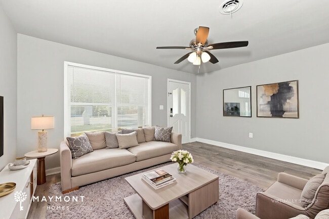 Photo - Inviting 3-Bedroom Cleburne Home with Fenced Yard