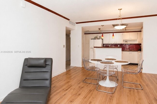 Photo - 19390 Collins Ave Unit 119