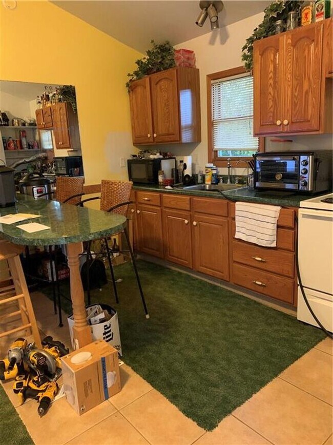 Photo - 4021 1/2 OLD FRENCH ROAD ERIE PA 16504 Unit REAR 2ND FLOOR
