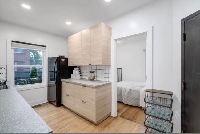 Photo - 1600 Central St Unidad 1602