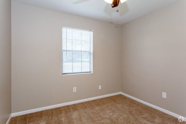 2BR, 1BA Updated - 745 SF