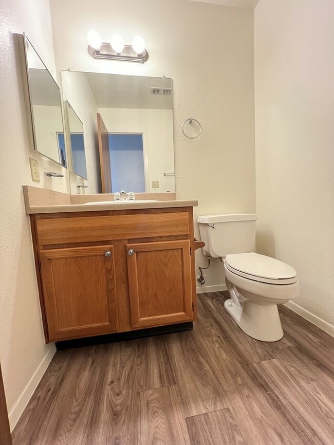 Photo - 1148 Dakota Dr