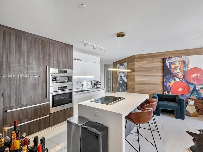 Photo - 851 NE 1st Ave Unidad 4109