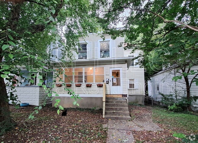 Building Photo - 3926 S 2nd St Rental