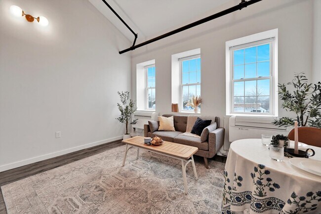 Fleetwood Lofts