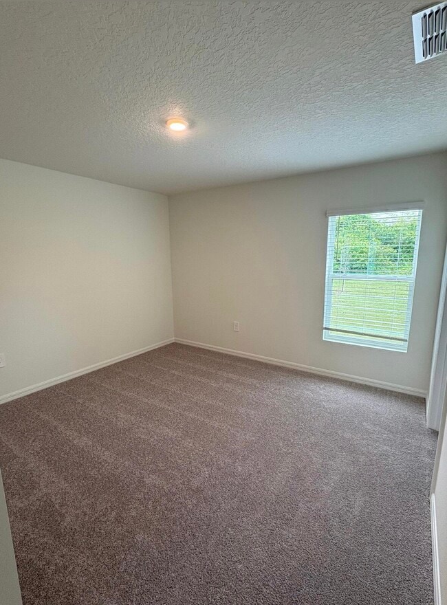 Photo - 1617 Tibbets St SE