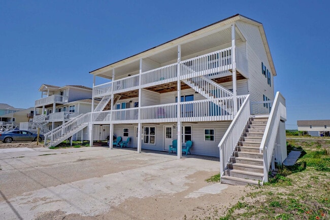 Building Photo - 237 Sea Shore Dr Rental