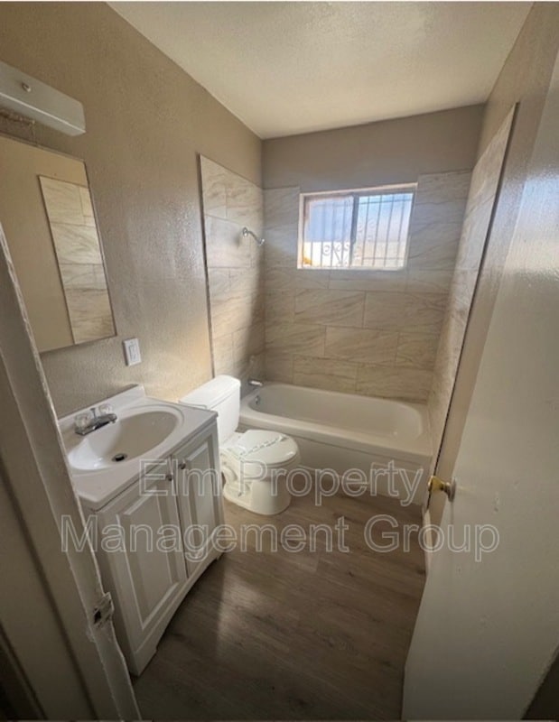 Photo - 2505 Cedar Ave