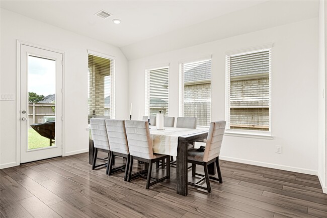 Photo - 31914 Lillie Lilac Ln