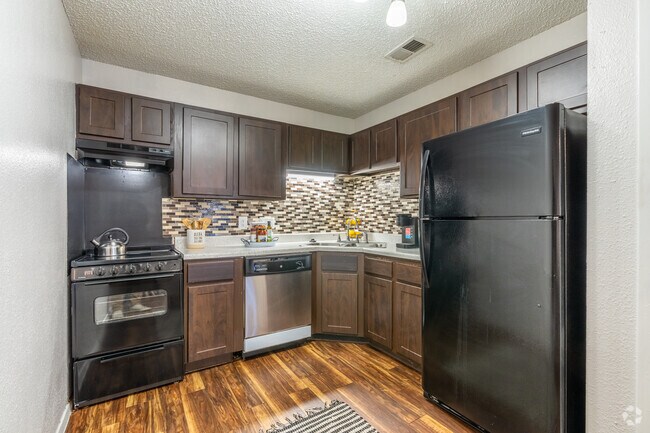 1BR, 1BA - 504SF - Kitchen - Bridge at South Point