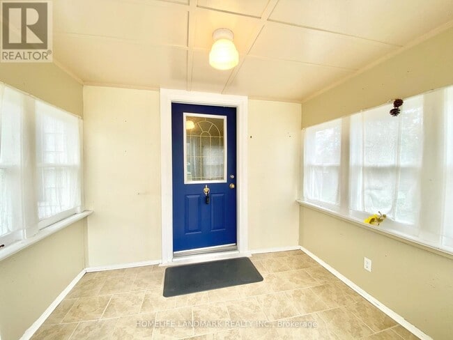 Photo - 140 Vale Ave