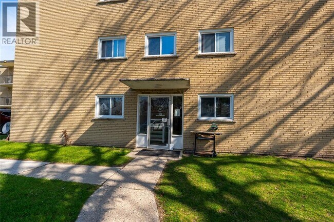 Photo - 1075 Brenchley St Unité 201