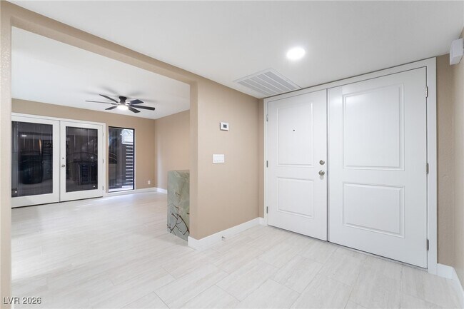 Photo - 968 Pinehurst Dr