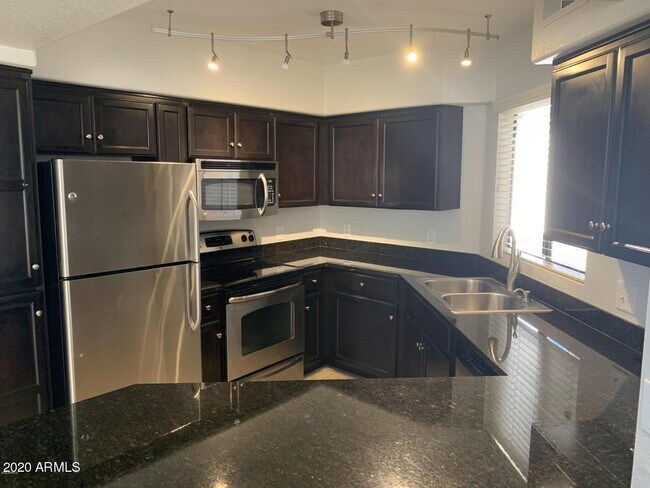 Photo - 3848 N 3rd Ave Unidad 3020