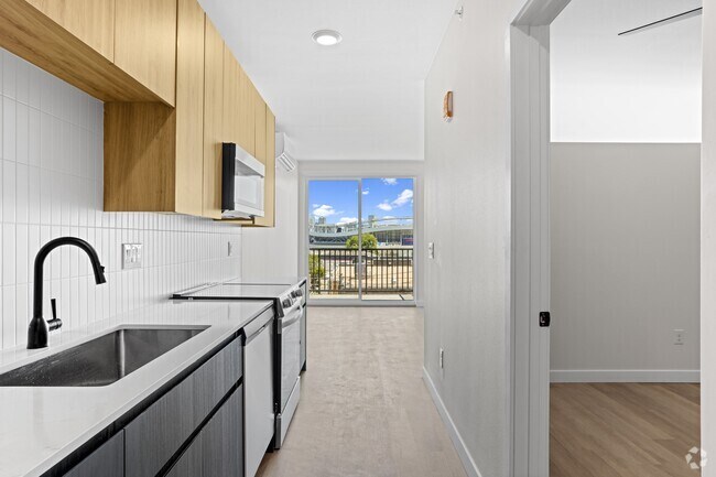 Building Photo - Treeline Denver Rental