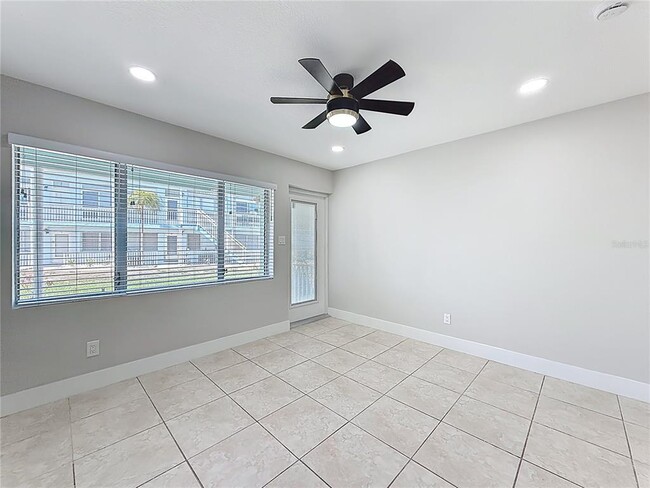 Photo - 1840 Shore Dr S Unit 5