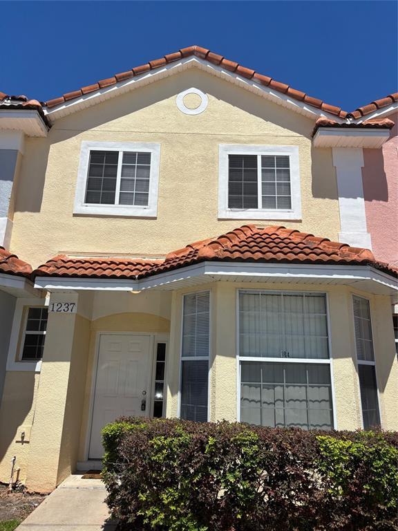 Building Photo - 1237 S Beach Cir