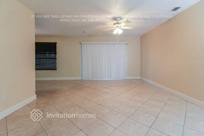 Photo - 10221 Dolphin Rd