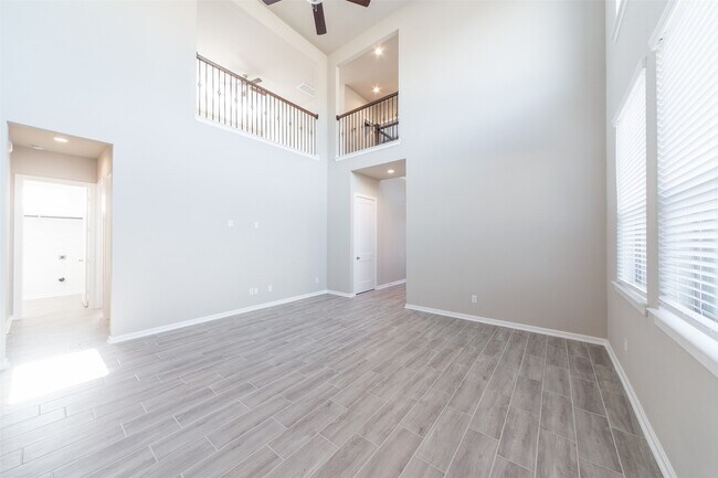 Photo - 4031 Maple Glen Dr