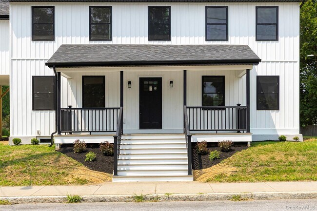 Photo - 7441 S Broadway