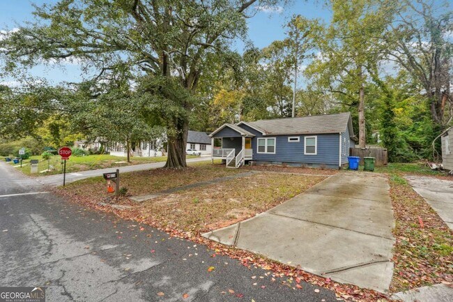 Photo - 1919 North Ave NW