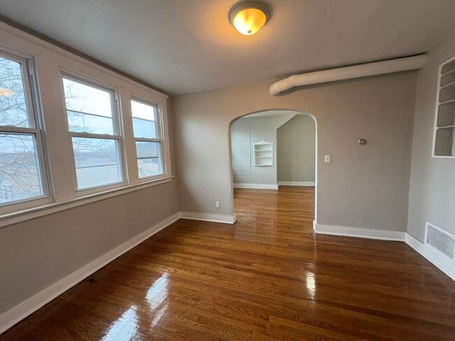 Photo - 1260 Whalley Ave Unidad 3