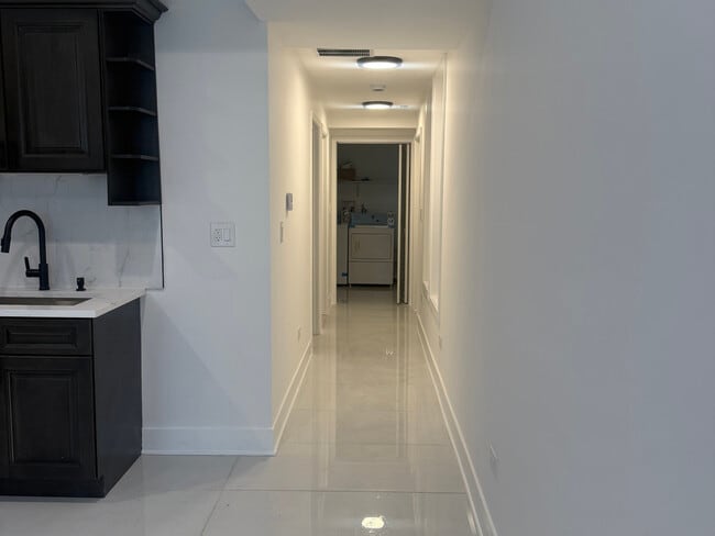 Photo - 2702 S Union Ave