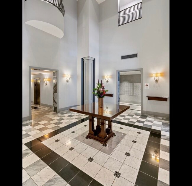 Photo - 70 W Huron St Unidad 2401