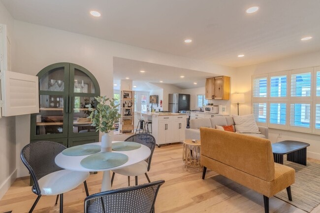 Photo - 30 Day Minimum Furnished Rental-Downtown TC!