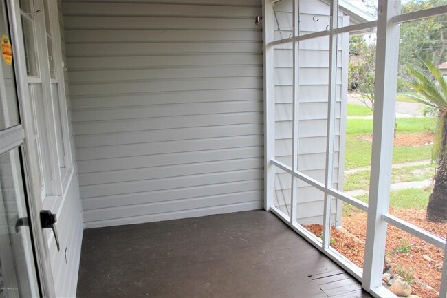 Photo - 763 Gardenia Ln