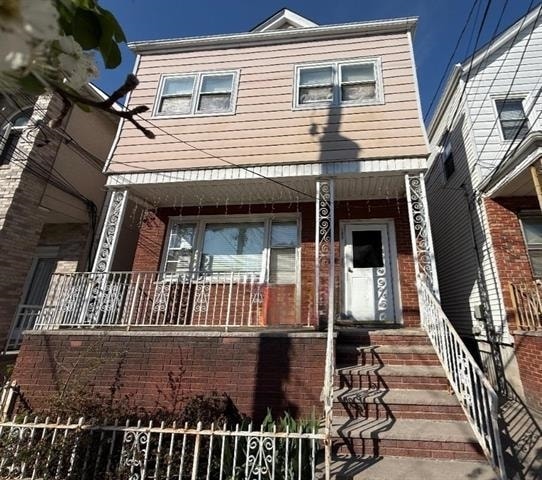 Building Photo - 129 W 20th St Unit 2