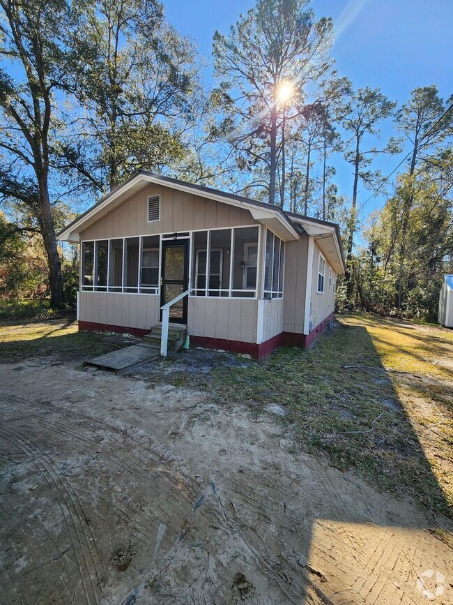 Building Photo - 323 W General Stewart Wy Rental