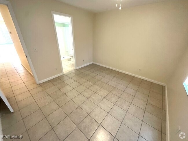 Building Photo - 7675 Winged Foot Dr Rental