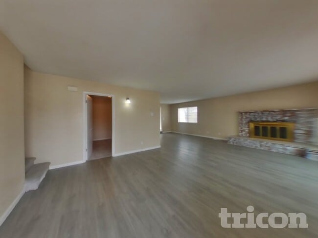 Photo - 1380 University Terrace