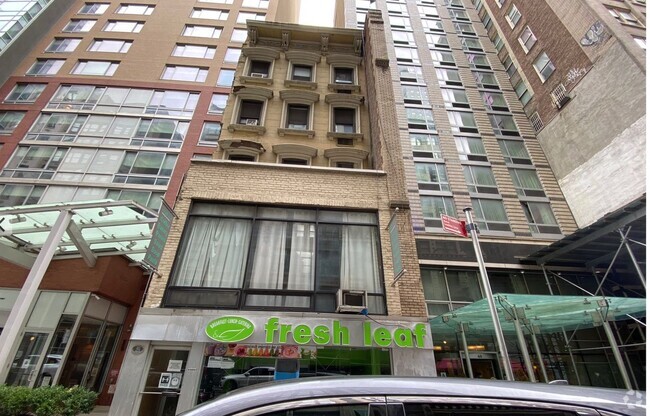 Building Photo - 58 W 36th St. Rental