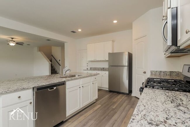 Photo - 3018 Jackson Smt