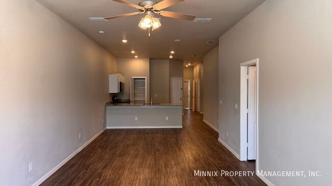 Photo - 2101 N Jayton Ave