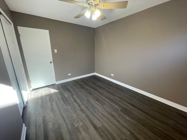 Photo - 148 E Quincy St Unit 2