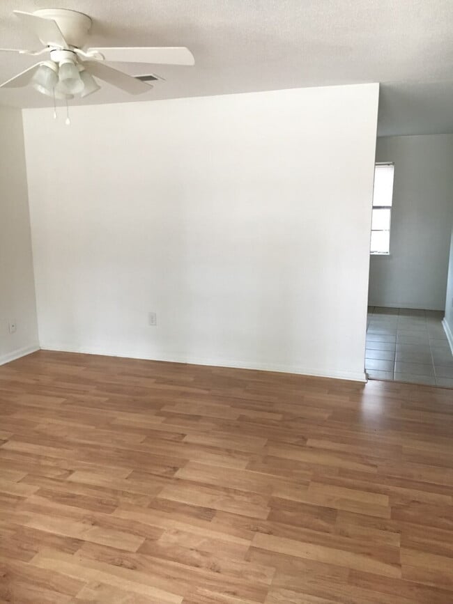 Photo - 2 Bedroom 1 bath apartment Unit 104