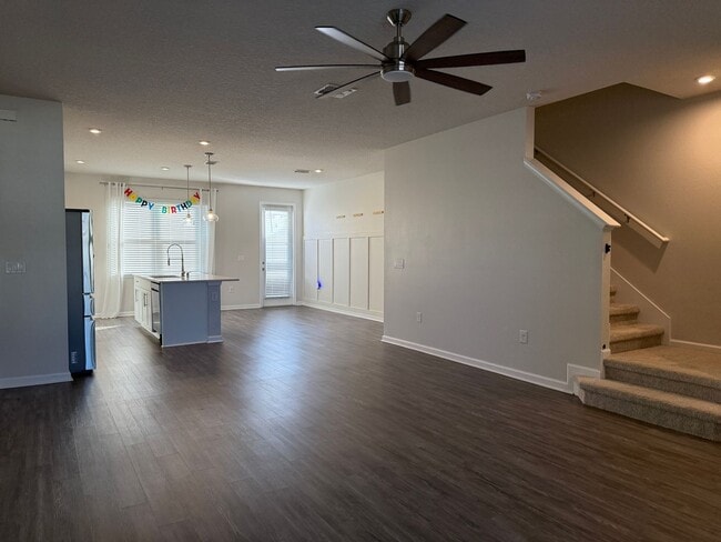 Photo - Like New Townhouse in Hamlin