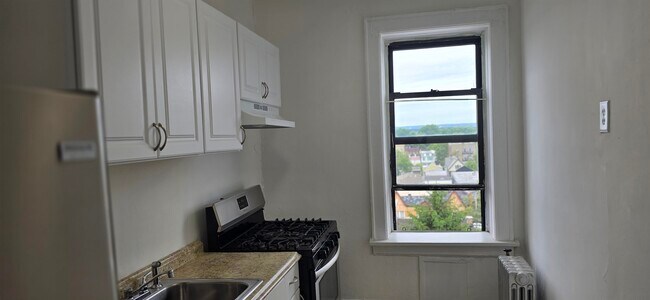 Photo - 277 HARRISON Ave Unit E4