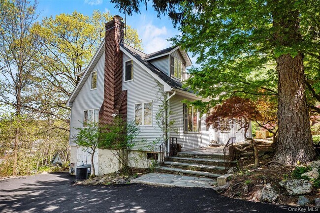 Photo - 515 Mountainview Ave