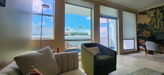 700 Biltmore Way Unidad 802