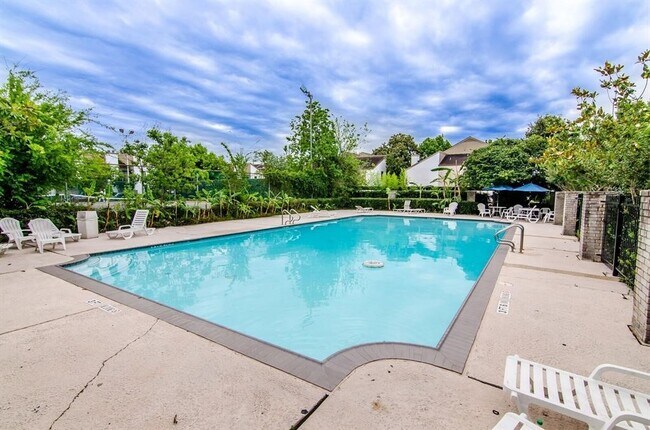 Photo - 10053 Westpark Dr Unit 324
