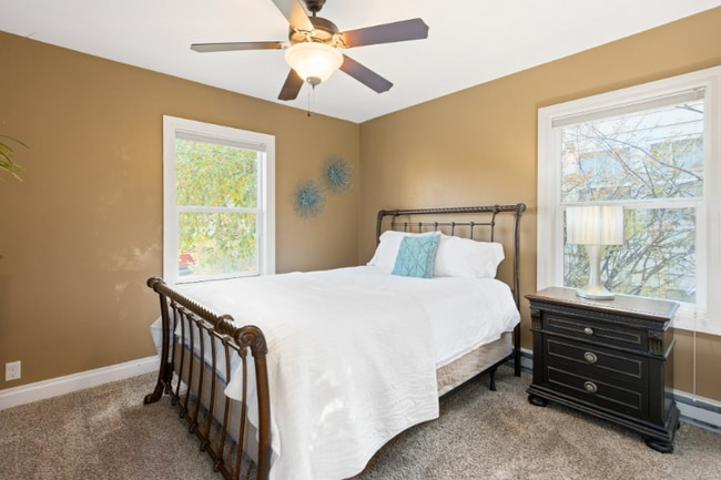 Photo - 1143 N 24th St